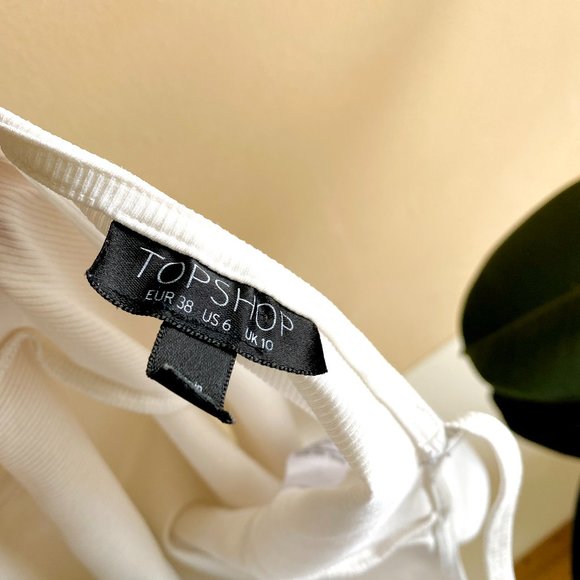 Topshop Ribbed Bodysuit with Back Detail - Picture 4 of 4